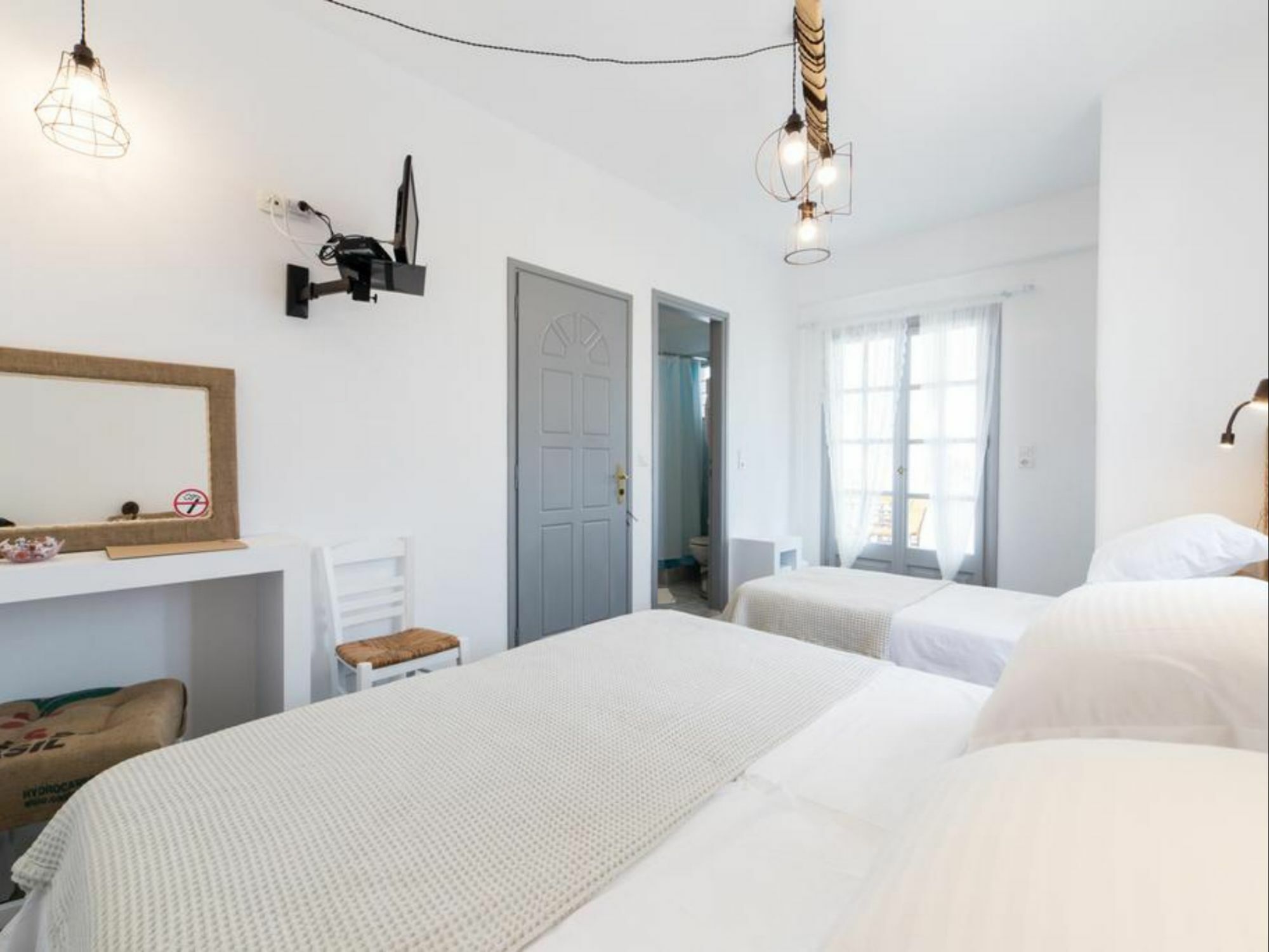 Evi Rooms Aliki  Exterior photo